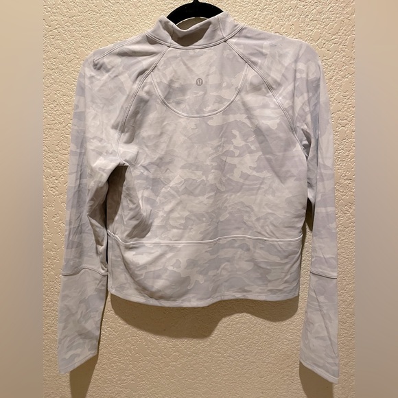 Lululemon Pace Pursuit Long Sleeves Top Camo Print - Picture 6 of 11